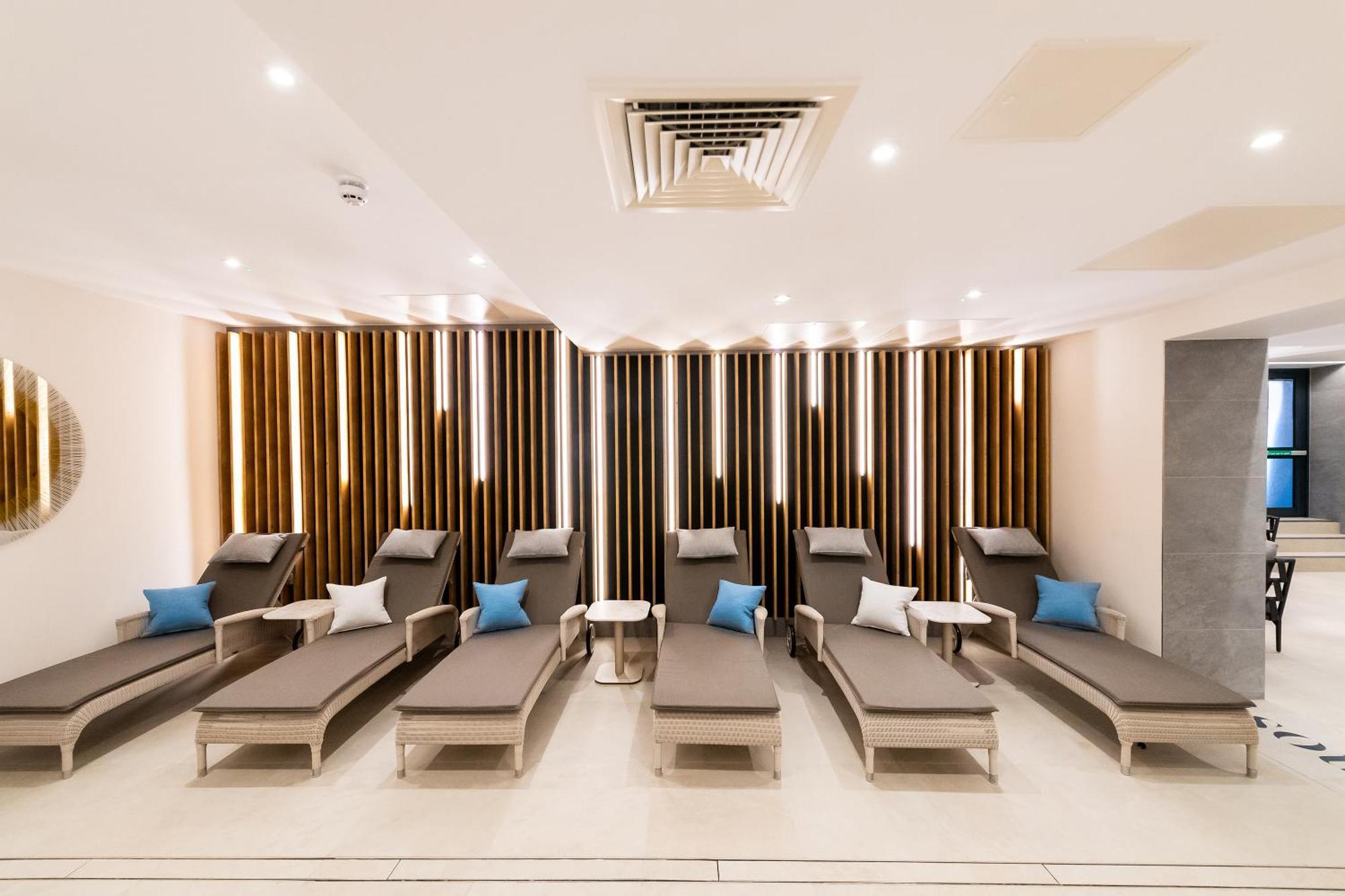 The Victoria & Source Hotel 4*