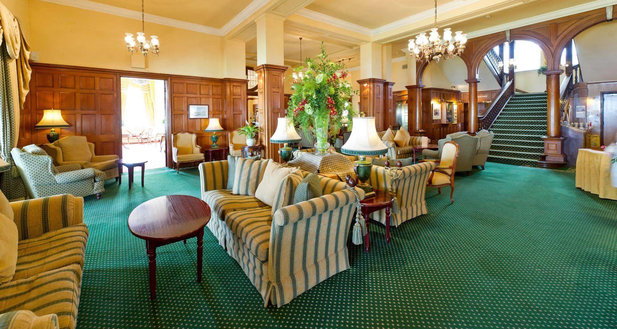 Hotel The Victoria & Source