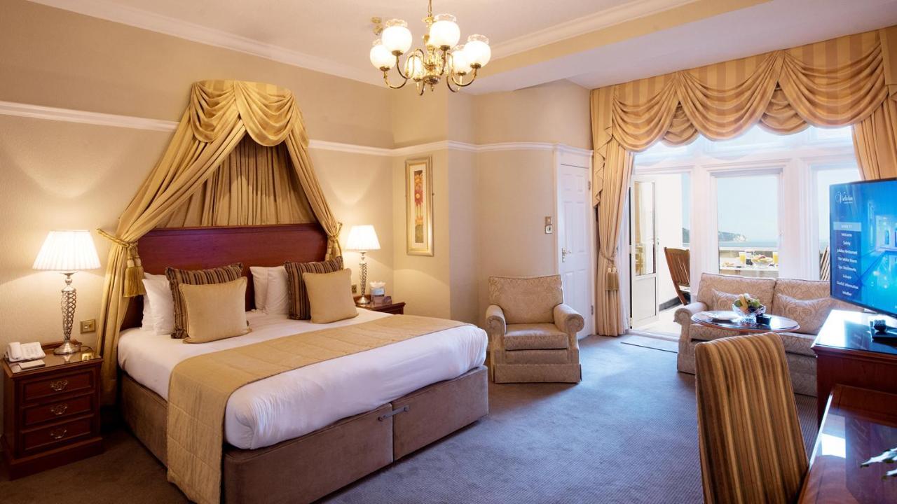 Hotel The Victoria & Source